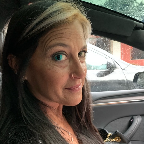 Meet your Posher, Linda - Picture 3 of 16